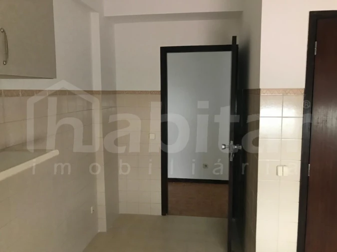 Apartamento T2 para Venda em Samora Correia Foto 3
