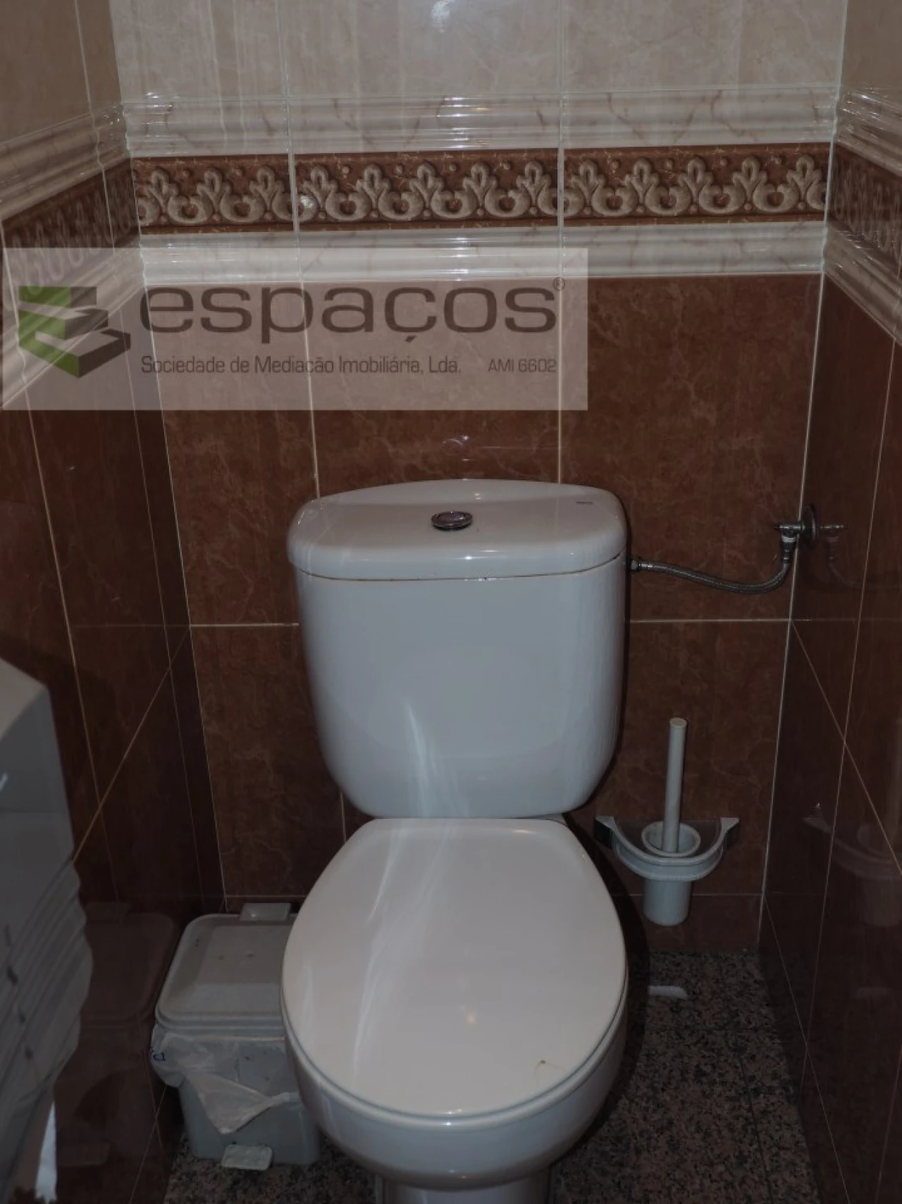 Loja para Venda em Sacavém e Prior Velho Foto 12