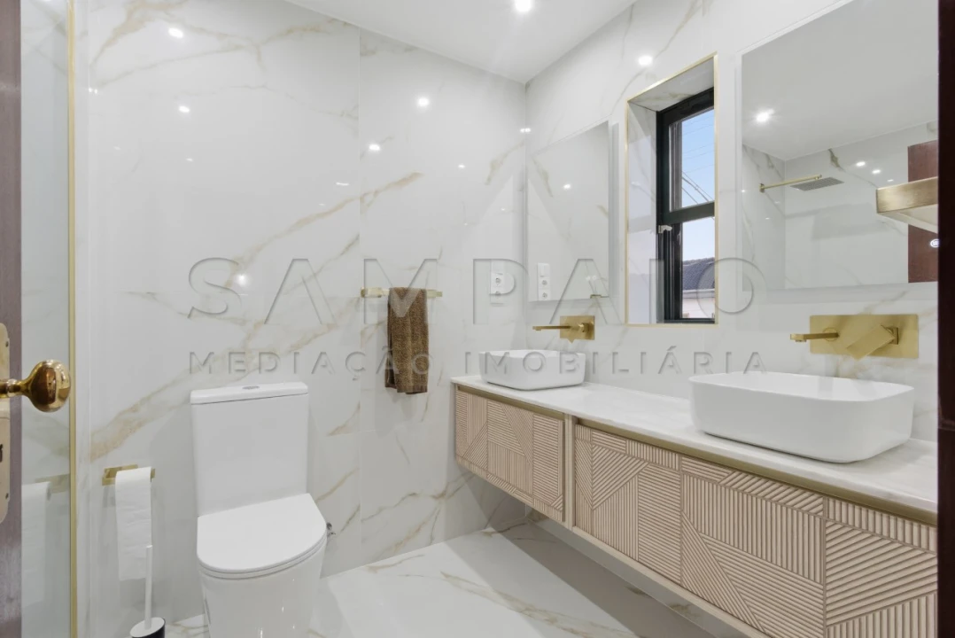 Moradia T3 para Venda em Fânzeres e São Pedro da Cova Foto 25