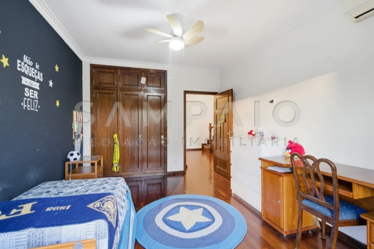 Moradia T3 para Venda em Fânzeres e São Pedro da Cova Foto 16