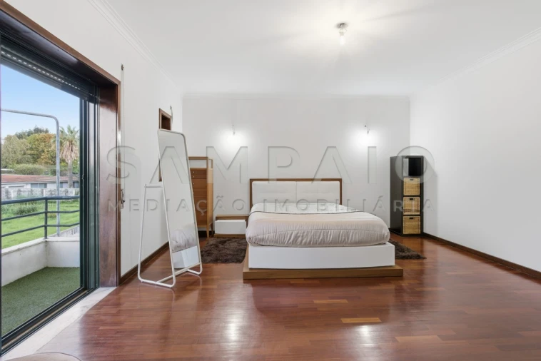 Moradia T3 para Venda em Fânzeres e São Pedro da Cova Foto 22