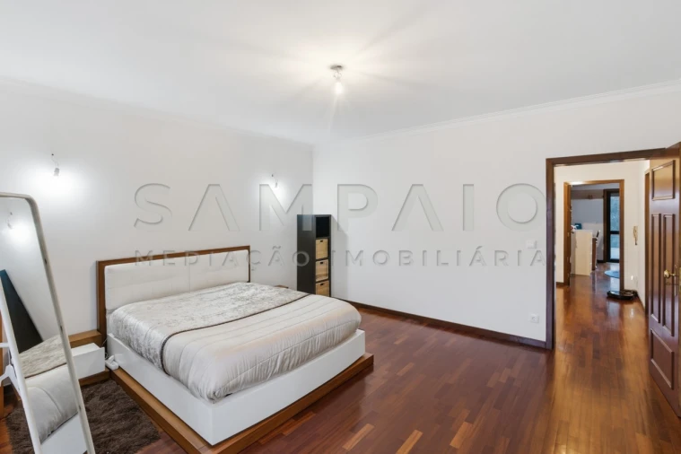 Moradia T3 para Venda em Fânzeres e São Pedro da Cova Foto 23