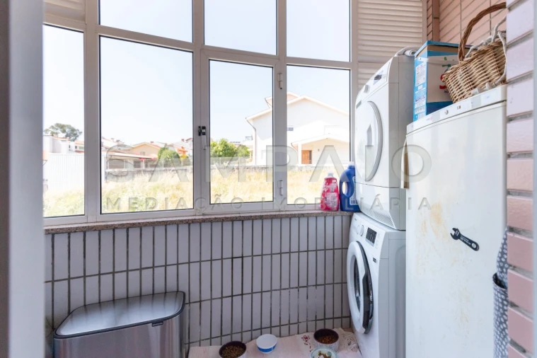 Apartamento T3 para Venda em Gondomar (São Cosme), Valbom e Jovim Foto 9