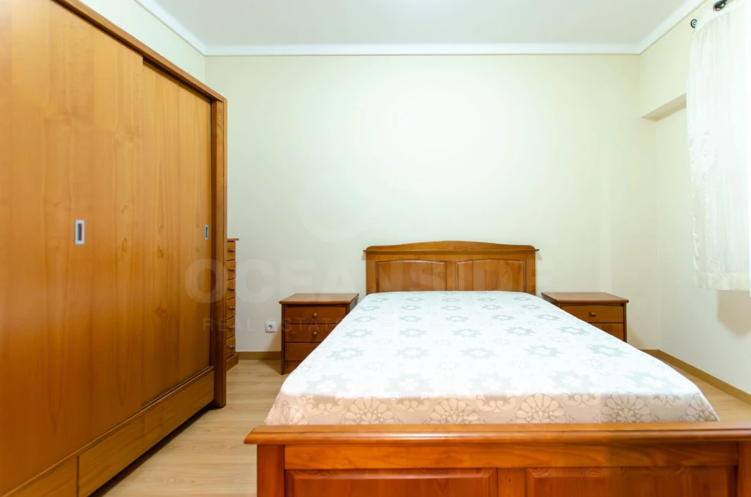 Apartamento T1 para Venda em Sacavém e Prior Velho Foto 8