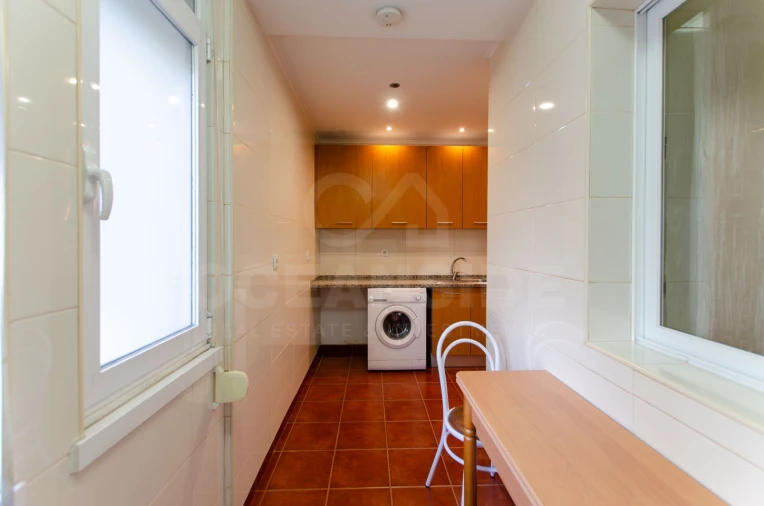 Apartamento T1 para Venda em Sacavém e Prior Velho Foto 14