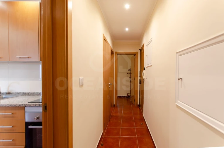 Apartamento T1 para Venda em Sacavém e Prior Velho Foto 18