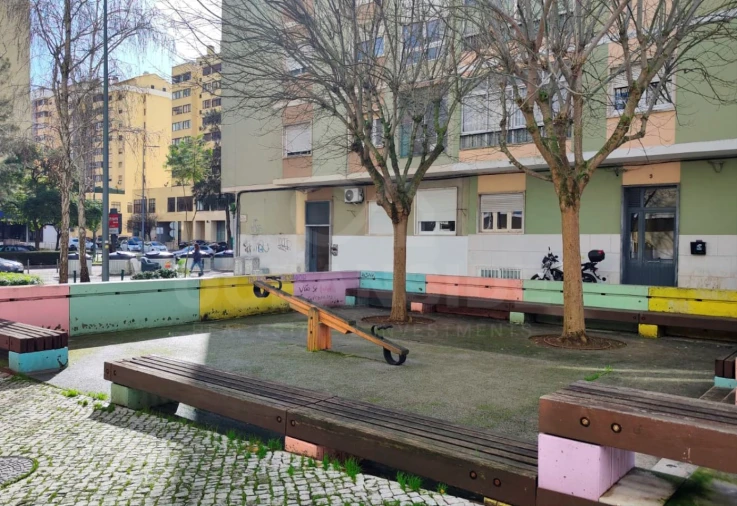 Apartamento T1 para Venda em Sacavém e Prior Velho Foto 25