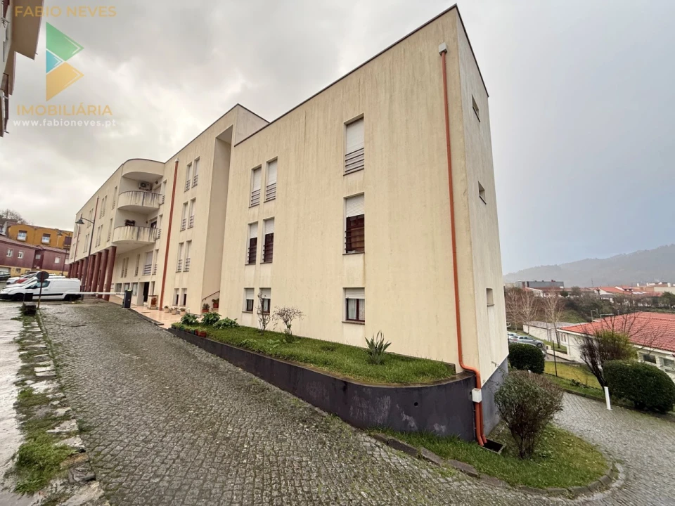 Apartamento T3 para Venda em Salvador, Vila Fonche e Parada Foto 1