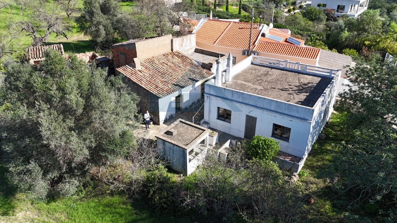 Moradia T2 para Venda em Loule (São Sebastião) Foto 31