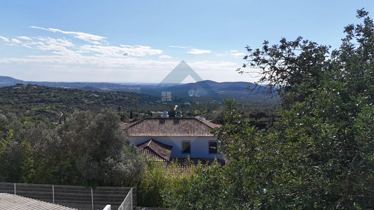 Moradia T2 para Venda em Loule (São Sebastião) Foto 34