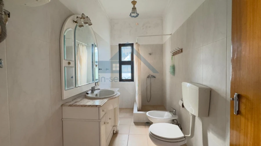 Moradia T2 para Venda em Loule (São Sebastião) Foto 19