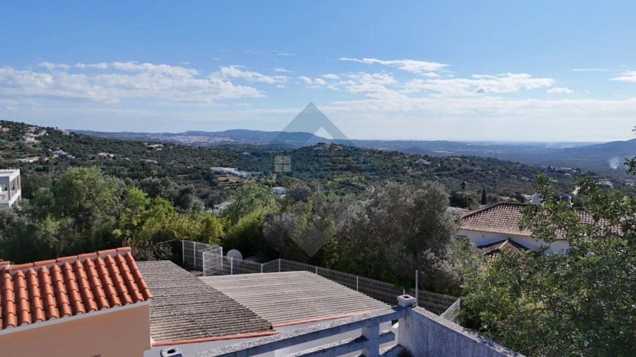 Moradia T2 para Venda em Loule (São Sebastião) Foto 32
