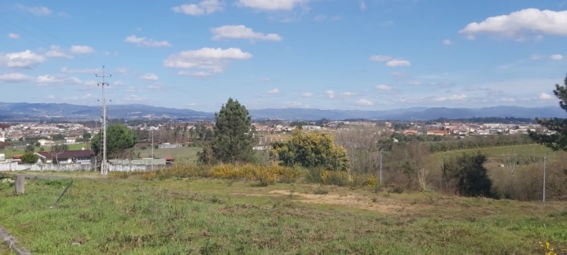Terreno para Venda em Merelim (São Paio), Panoias e Parada de Tibães