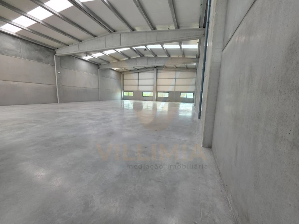 Armazém para Arrendamento em Gemieira Foto 4