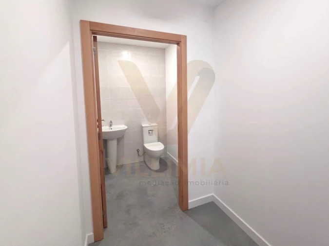 Armazém para Arrendamento em Gemieira Foto 5