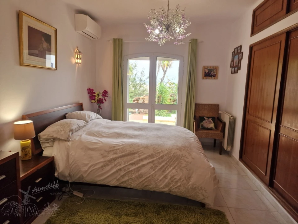 Moradia T5 para Venda em Conceição e Cabanas de Tavira Foto 13