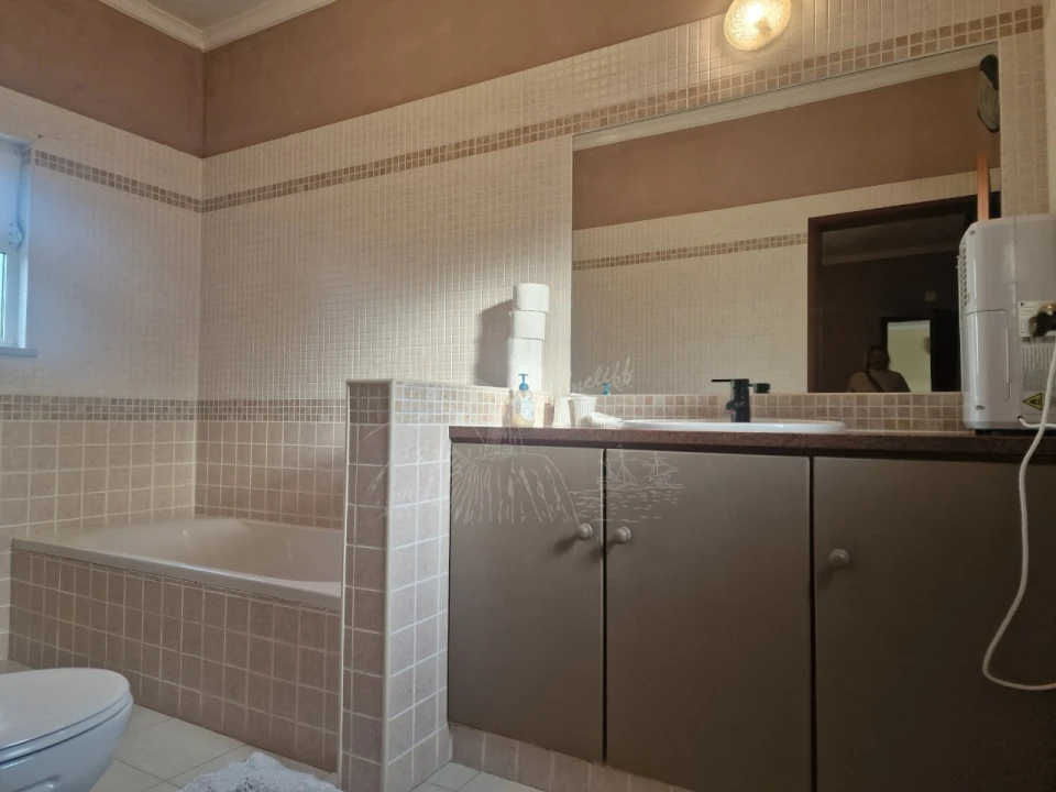 Moradia T3 para Venda em Moncarapacho e Fuseta Foto 9