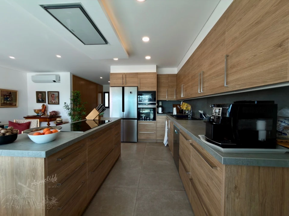 Moradia T4 para Venda em Tavira (Santa Maria e Santiago) Foto 3