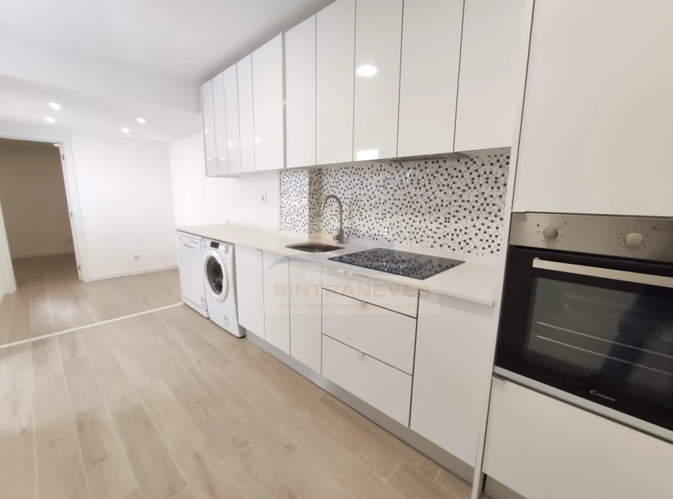 Apartamento T2 para Venda em Águas Livres Foto 9