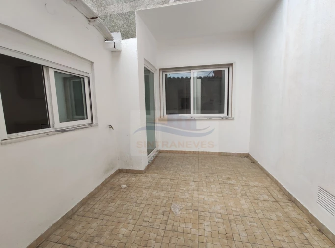 Apartamento T2 para Venda em Águas Livres Foto 2