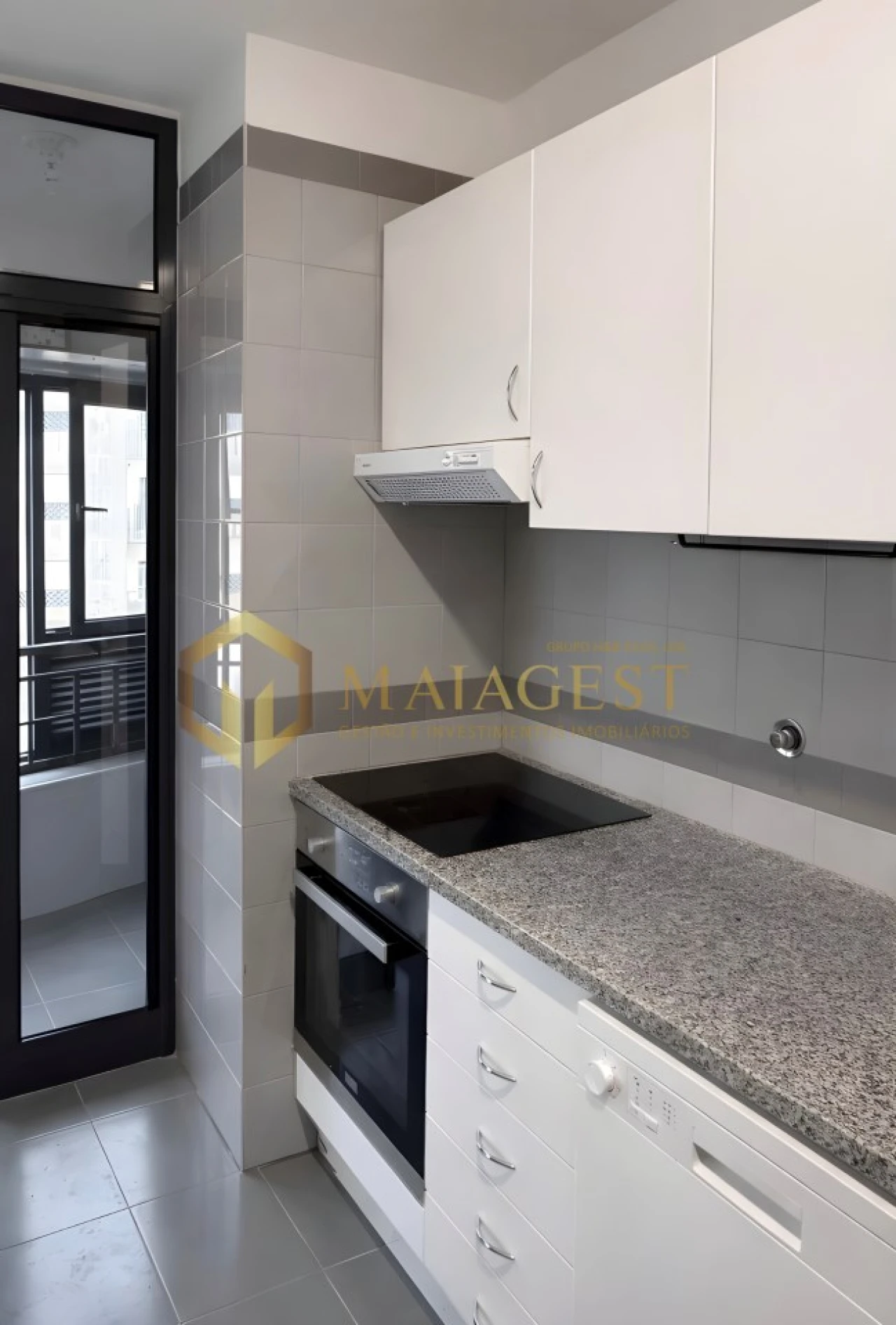 Apartamento T2 para Venda em Valongo Foto 8