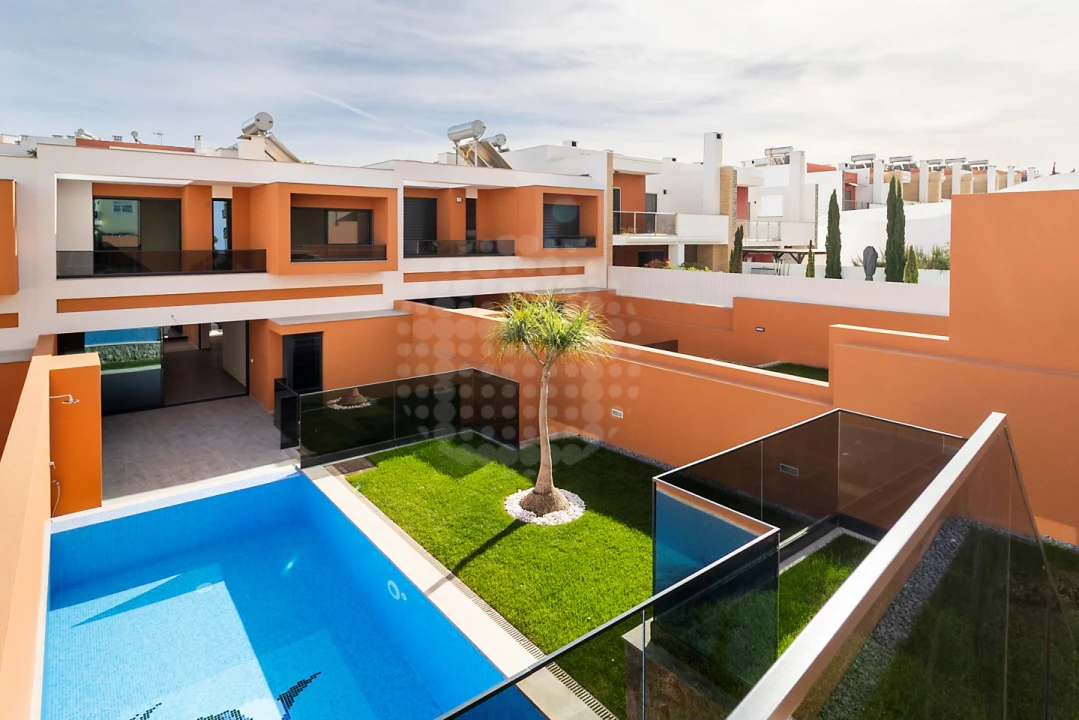 Moradia T3 para Venda em Portimão Foto 38