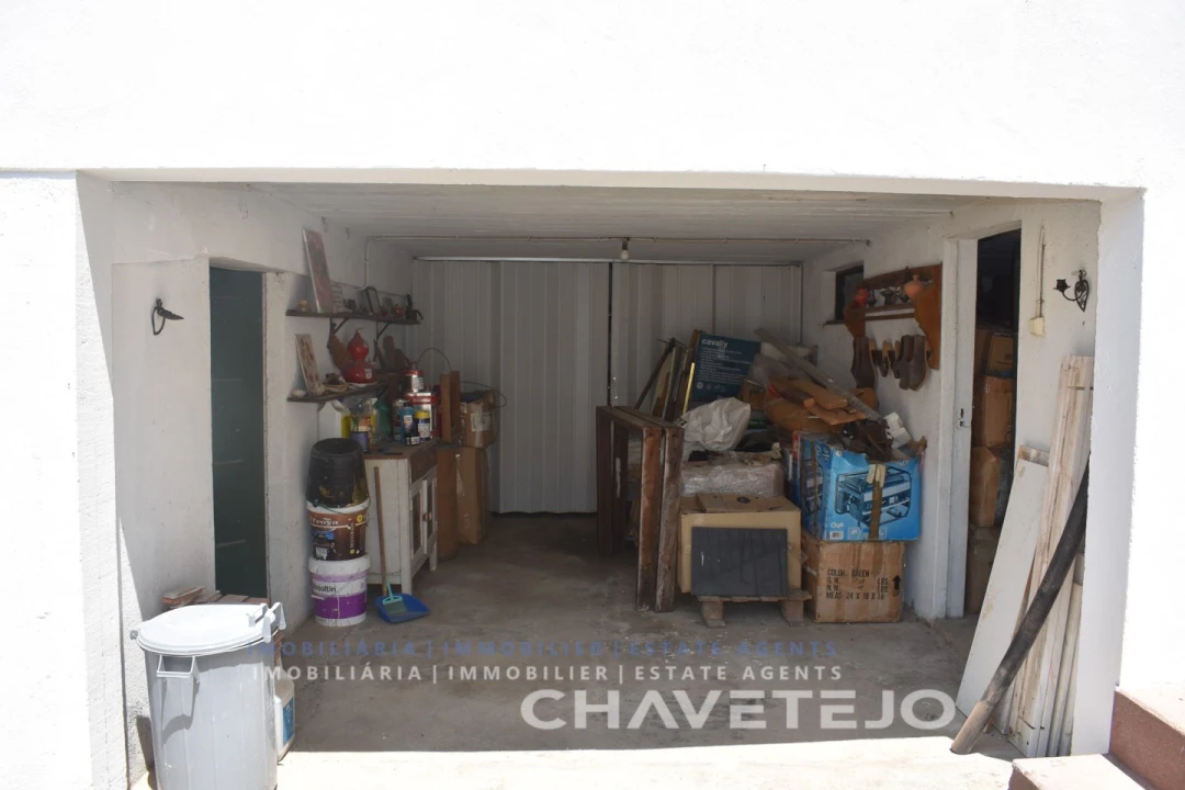 Moradia T4 para Venda em Lavegadas Foto 7