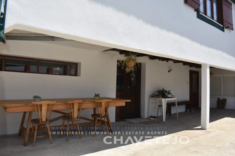 Moradia T4 para Venda em Lavegadas Foto 28