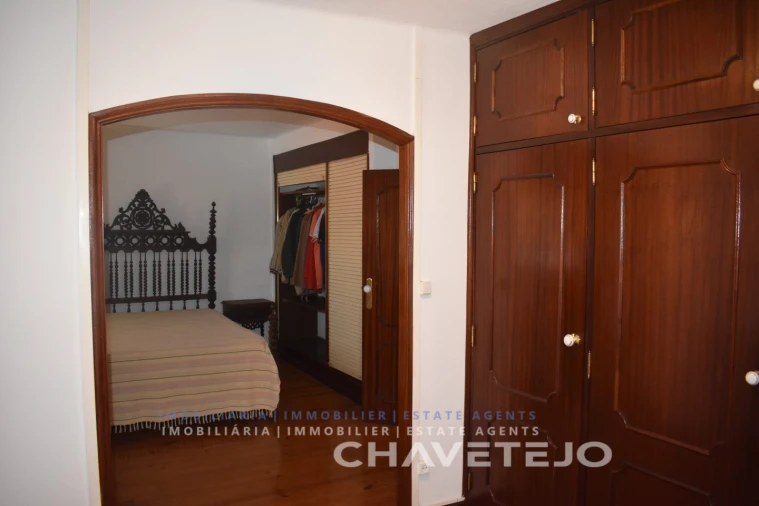 Moradia T4 para Venda em Lavegadas Foto 43