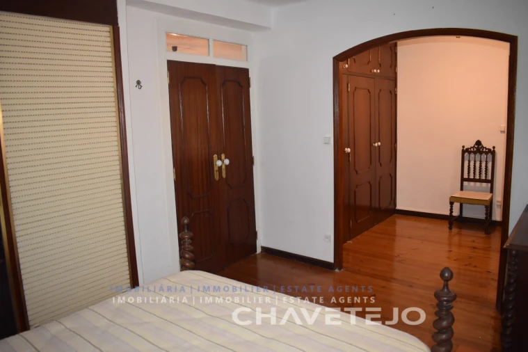 Moradia T4 para Venda em Lavegadas Foto 44