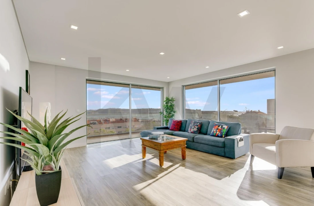 Apartamento T3 para Venda em Algés, Linda-A-Velha e Cruz Quebrada-Dafundo Foto 2