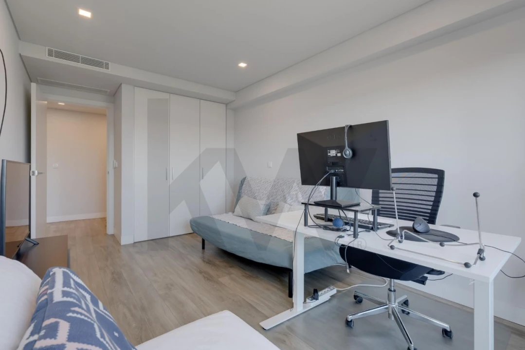Apartamento T3 para Venda em Algés, Linda-A-Velha e Cruz Quebrada-Dafundo Foto 34