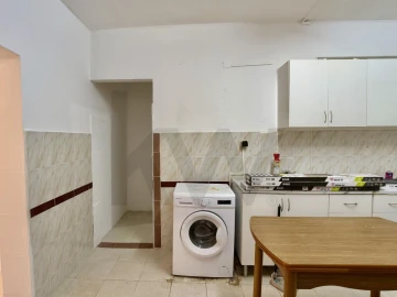 Moradia T4 para Venda em Fernao Ferro