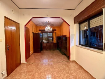 Moradia T4 para Venda em Fernao Ferro