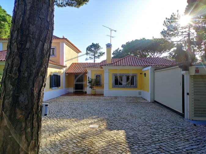 Moradia T6 para Arrendamento em Cascais e Estoril Foto 4