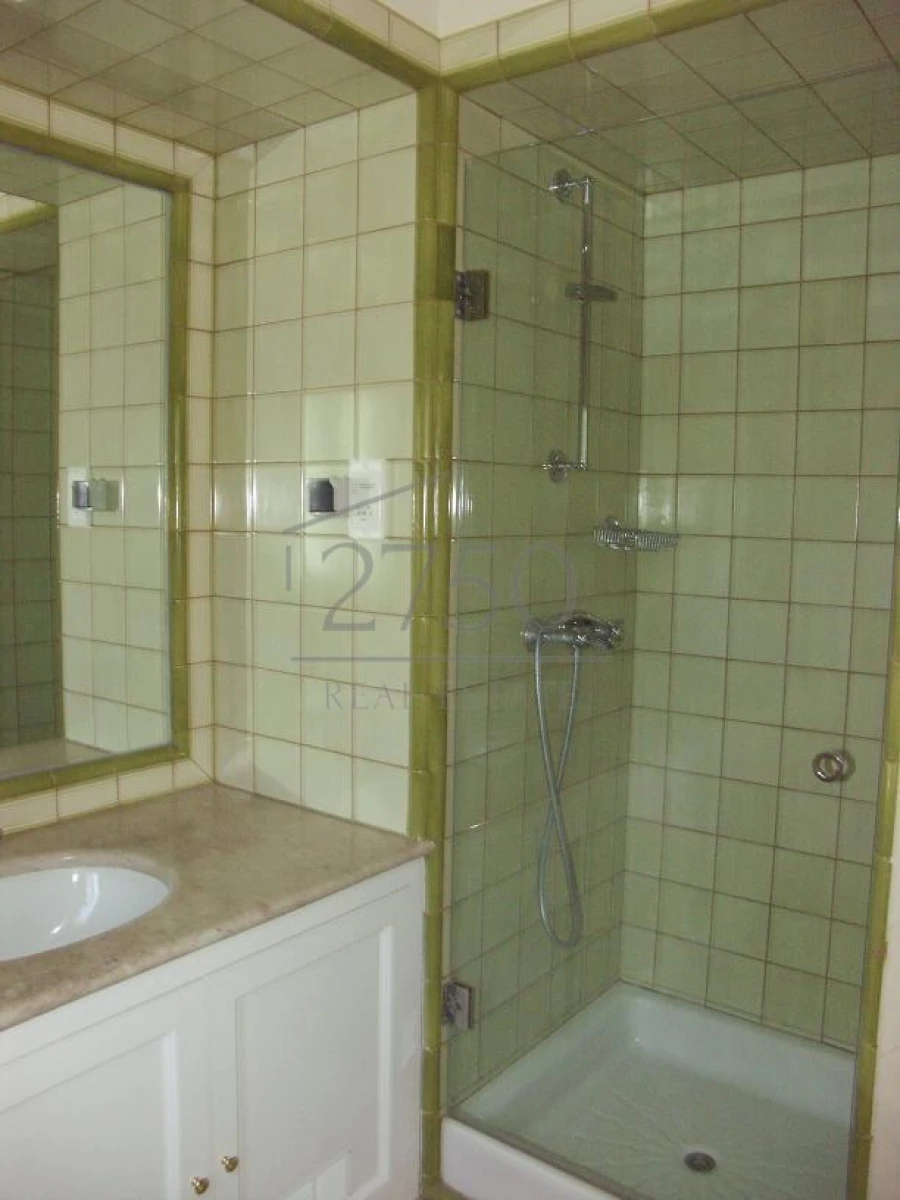 Moradia T6 para Arrendamento em Cascais e Estoril Foto 9