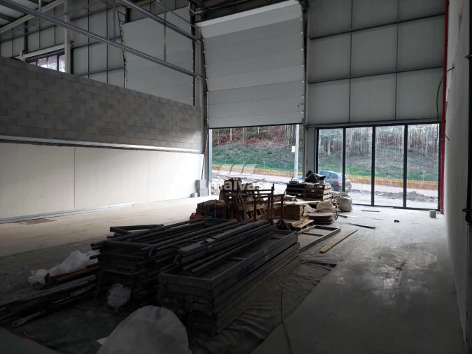 Armazém para Arrendamento em Lomar e Arcos Foto 3