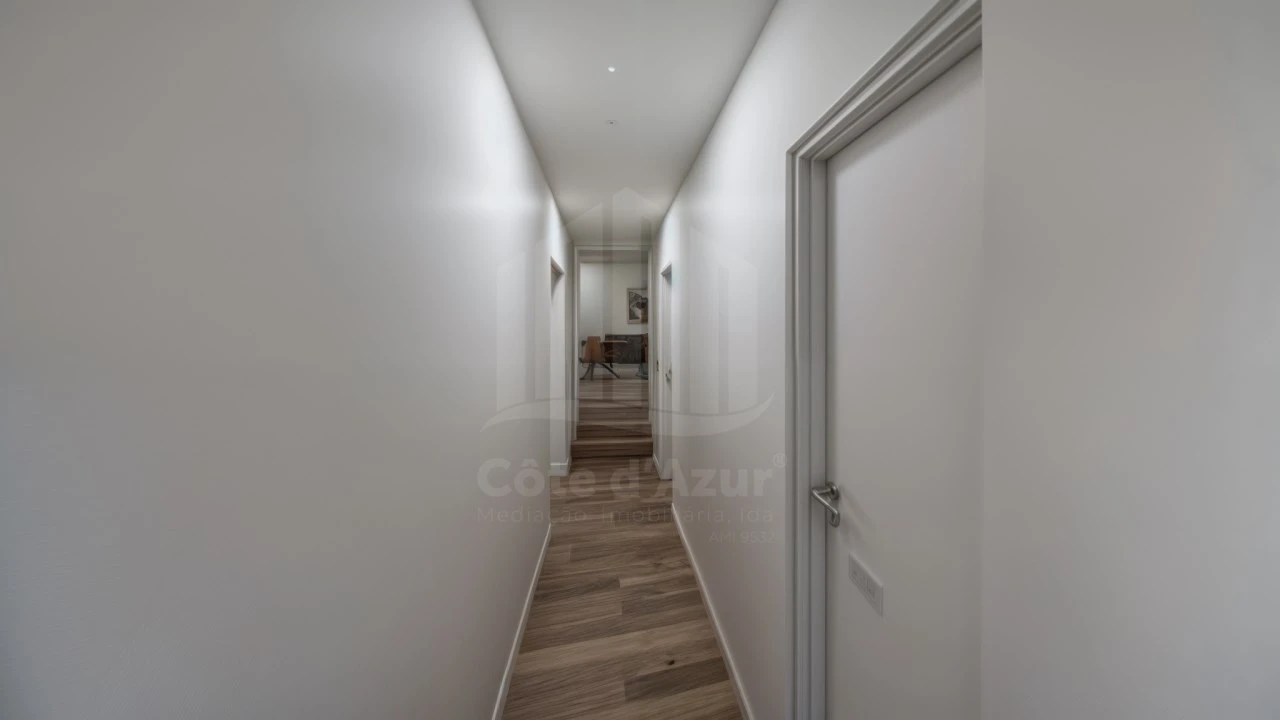 Moradia T2 para Venda em Sesimbra (Castelo) Foto 4