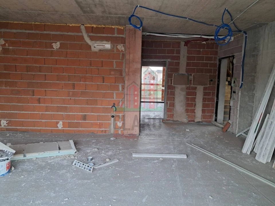 Apartamento T3 para Venda em São Martinho do Bispo e Ribeira de Frades Foto 12