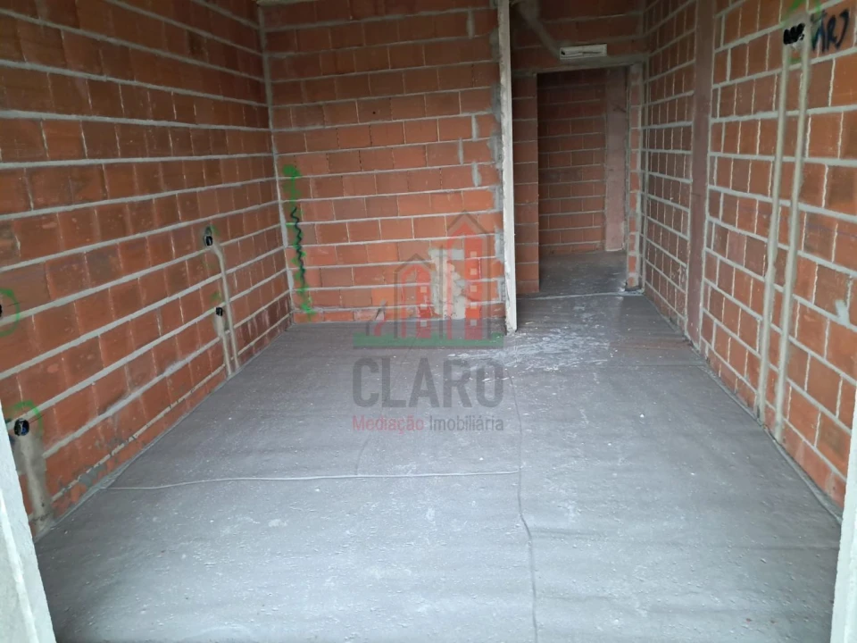 Apartamento T3 para Venda em São Martinho do Bispo e Ribeira de Frades Foto 14