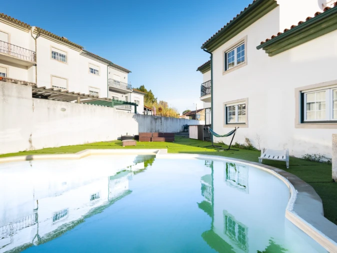 Moradia T4 para Venda em Tavarede Foto 2