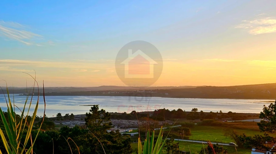 Moradia T4 para Venda em Foz do Arelho