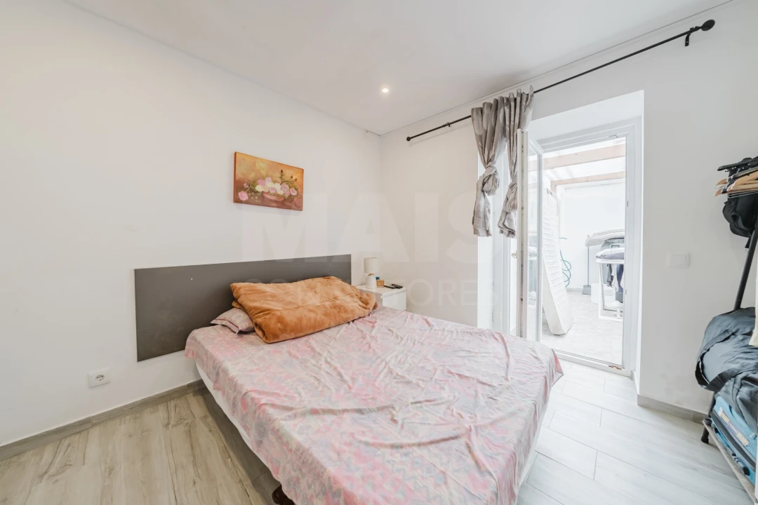 Prédio para Venda em Peniche Foto 2