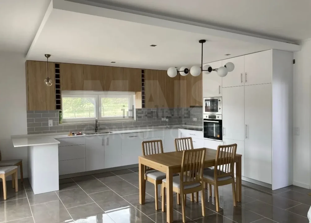 Moradia T3 para Venda em Vermelha Foto 6