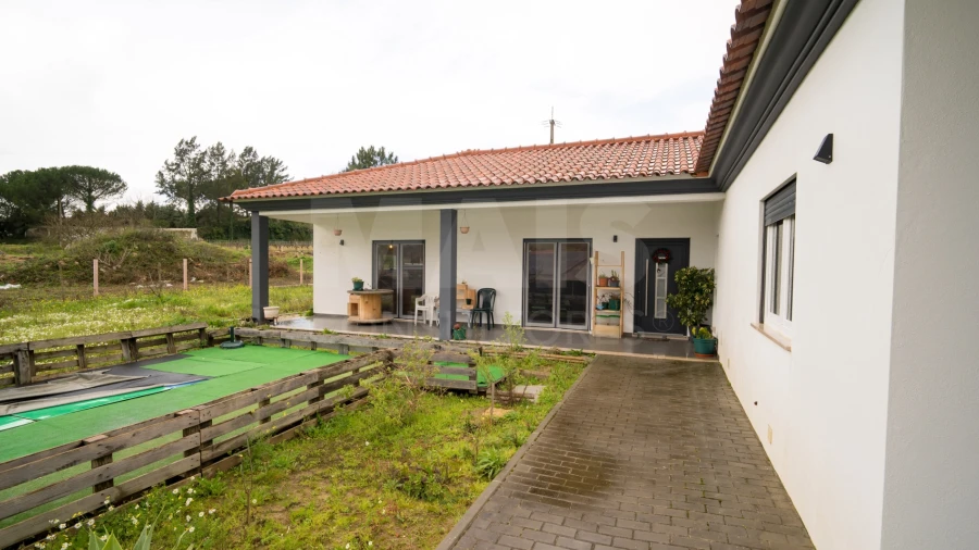 Moradia T3 para Venda em Vermelha