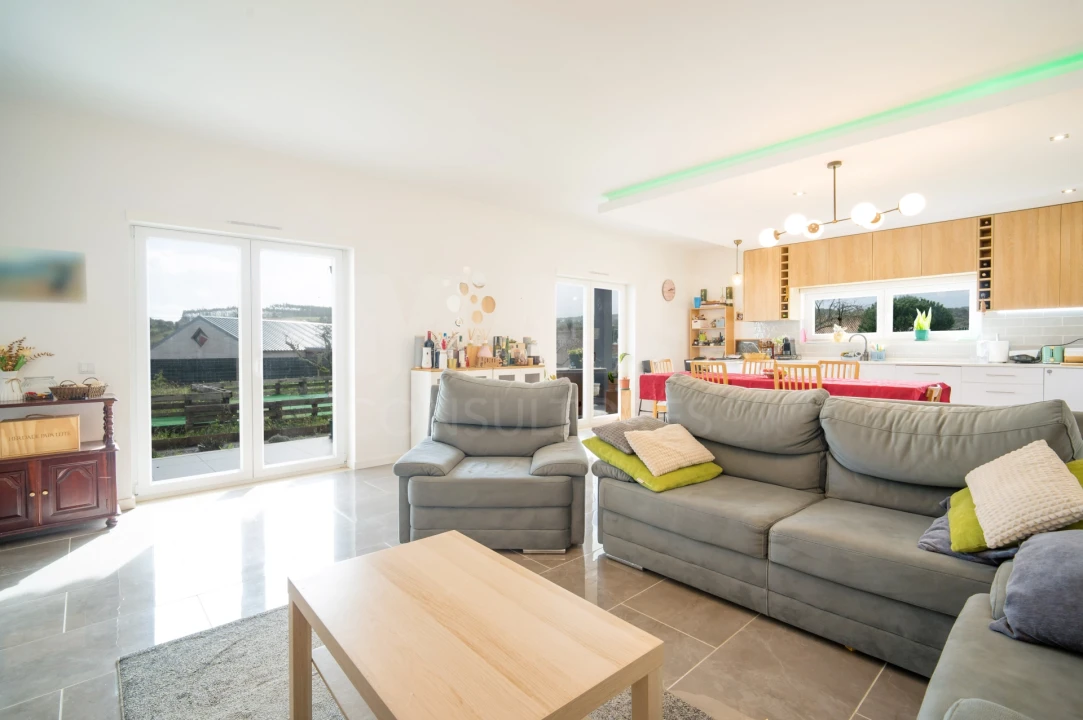 Moradia T3 para Venda em Vermelha Foto 12