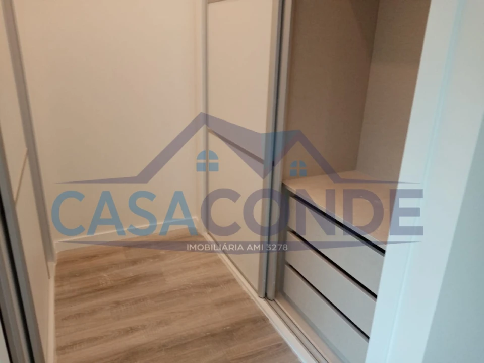 Moradia T4 para Venda em Fernao Ferro Foto 21