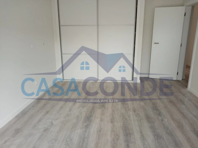 Moradia T4 para Venda em Fernao Ferro Foto 3