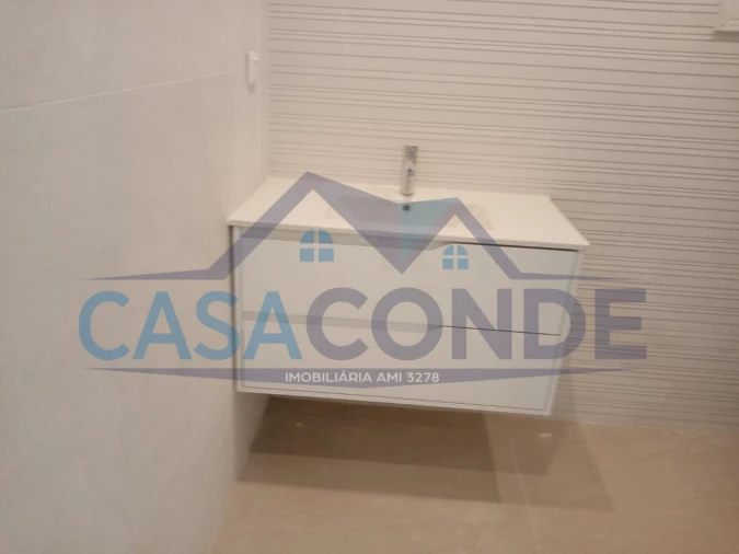 Moradia T4 para Venda em Fernao Ferro Foto 14