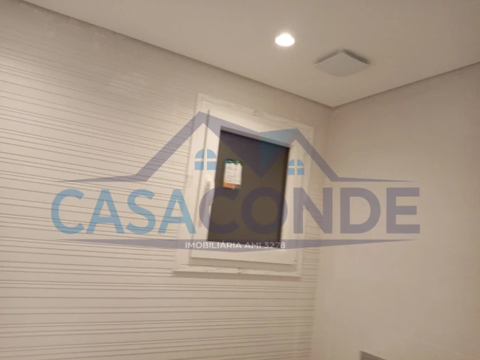 Moradia T4 para Venda em Fernao Ferro Foto 20